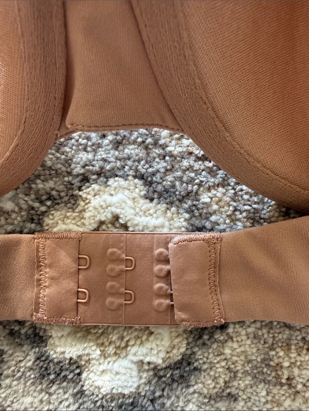 SKIMS fits everybody t shirt bra 34C - Picture 3 of 7